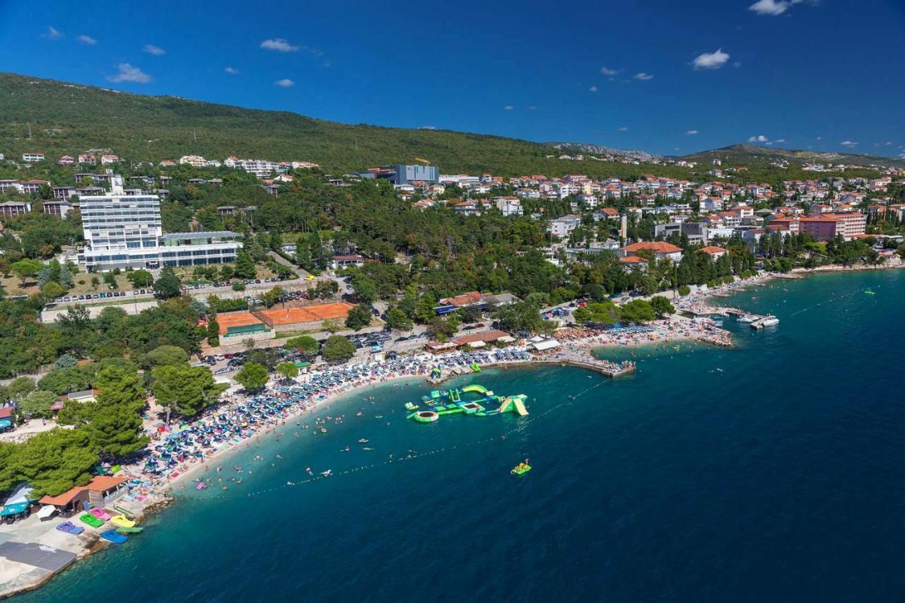 Apartments With A Parking Space Dramalj, Crikvenica - 5576 Eksteriør billede
